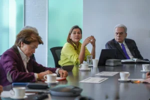 Encuentro_de_trabajo_entre_COLMAC_y_MINCIENCIAS_7