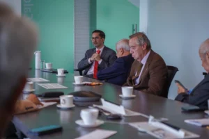 Encuentro_de_trabajo_entre_COLMAC_y_MINCIENCIAS_9